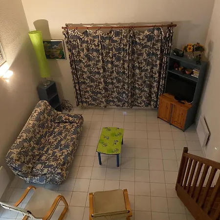 V0544 - - 85m2 Avec Jardin, Piscine Prive Dans