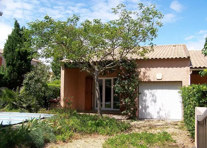 V0544 - - 85m2 Avec Jardin, Piscine Prive Dans Villa *