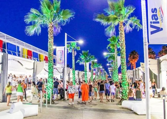 V0544 - - 85m2 Avec Jardin, Piscine Prive Dans Vias